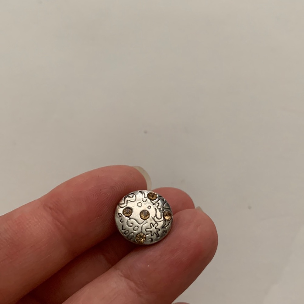 Mini snap charm with colored stones